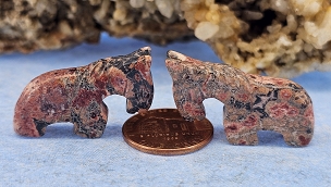 Set of 2 Crazy Lace Carved Zuni Horse Fetish Beads